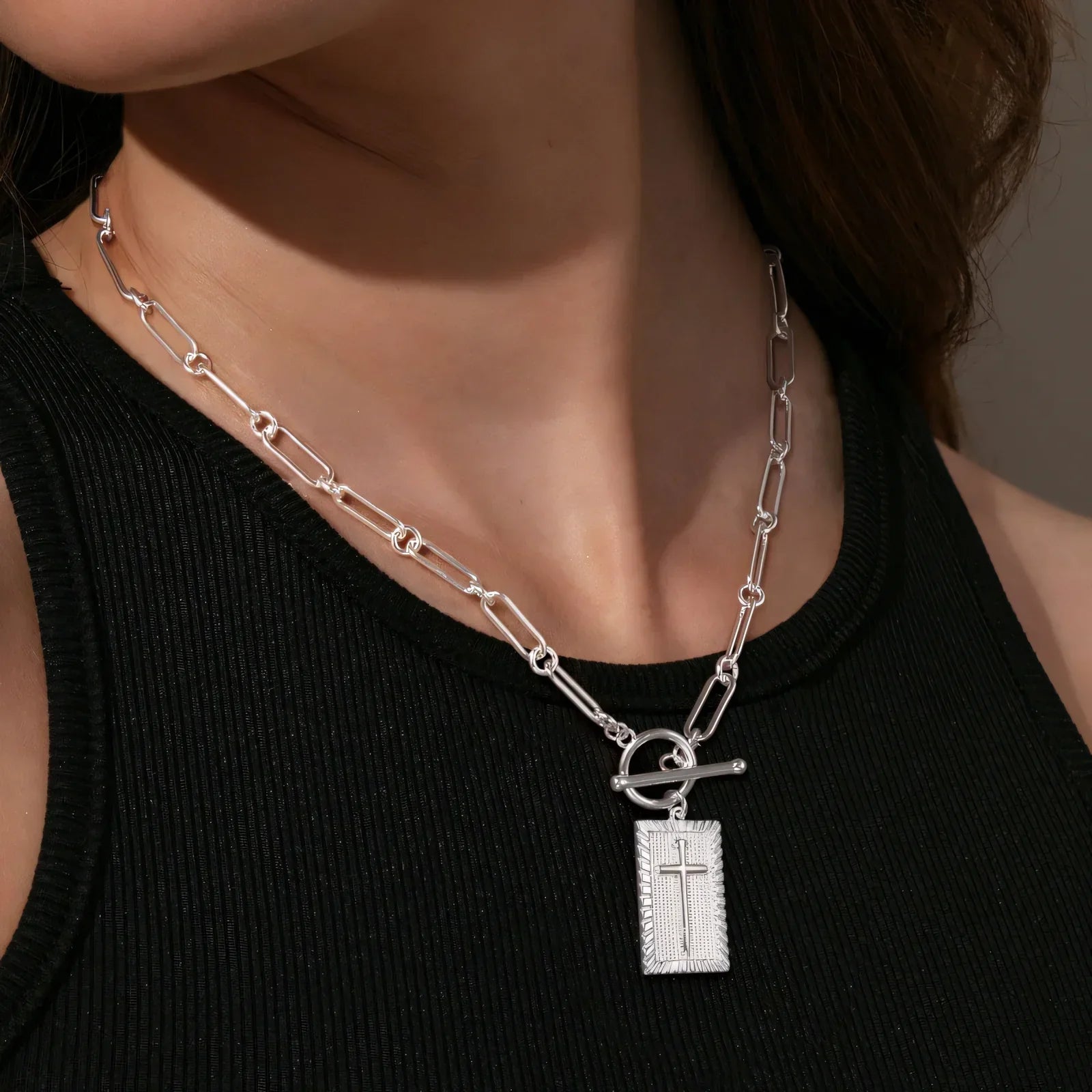 The Eternal Pendant Necklace