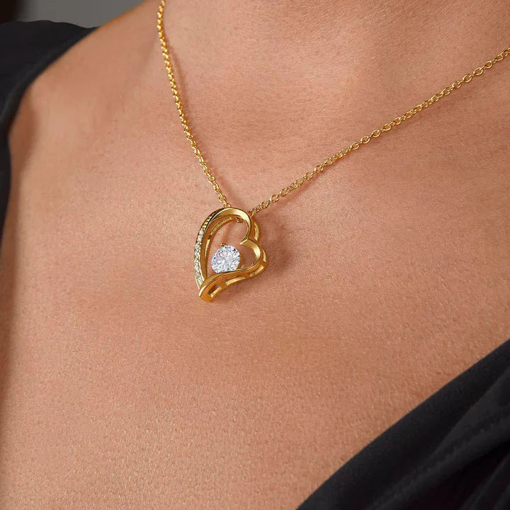 "Forever in My Heart" – Necklace & Luxury Gift Box